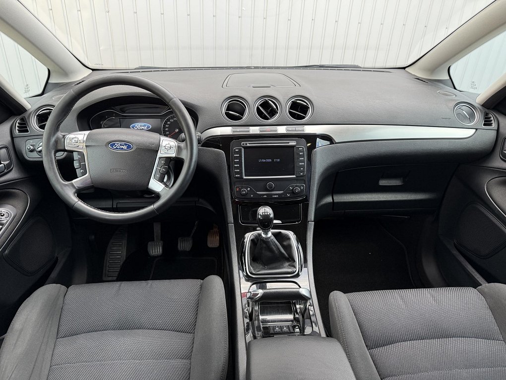 Ford S-MAX 2.2 TDCi 