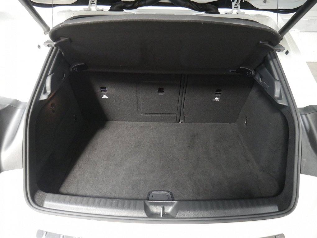 Mercedes-Benz GLA 2.2d  200 D 4Matic