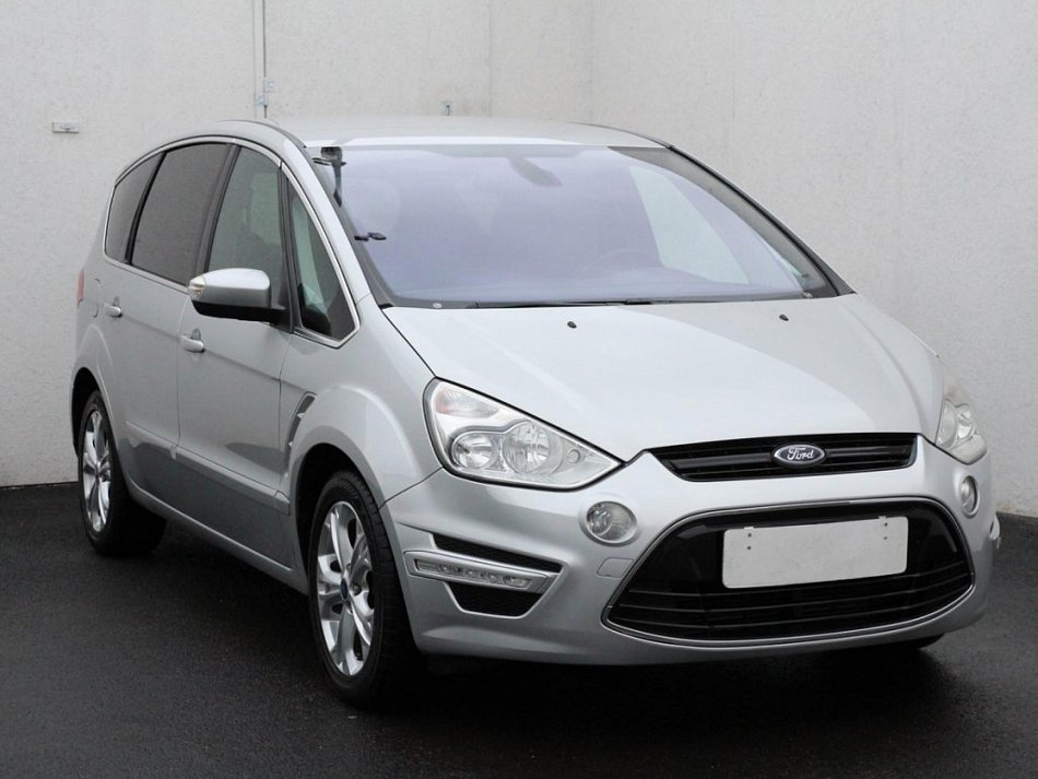 Ford S-MAX 2.0i 