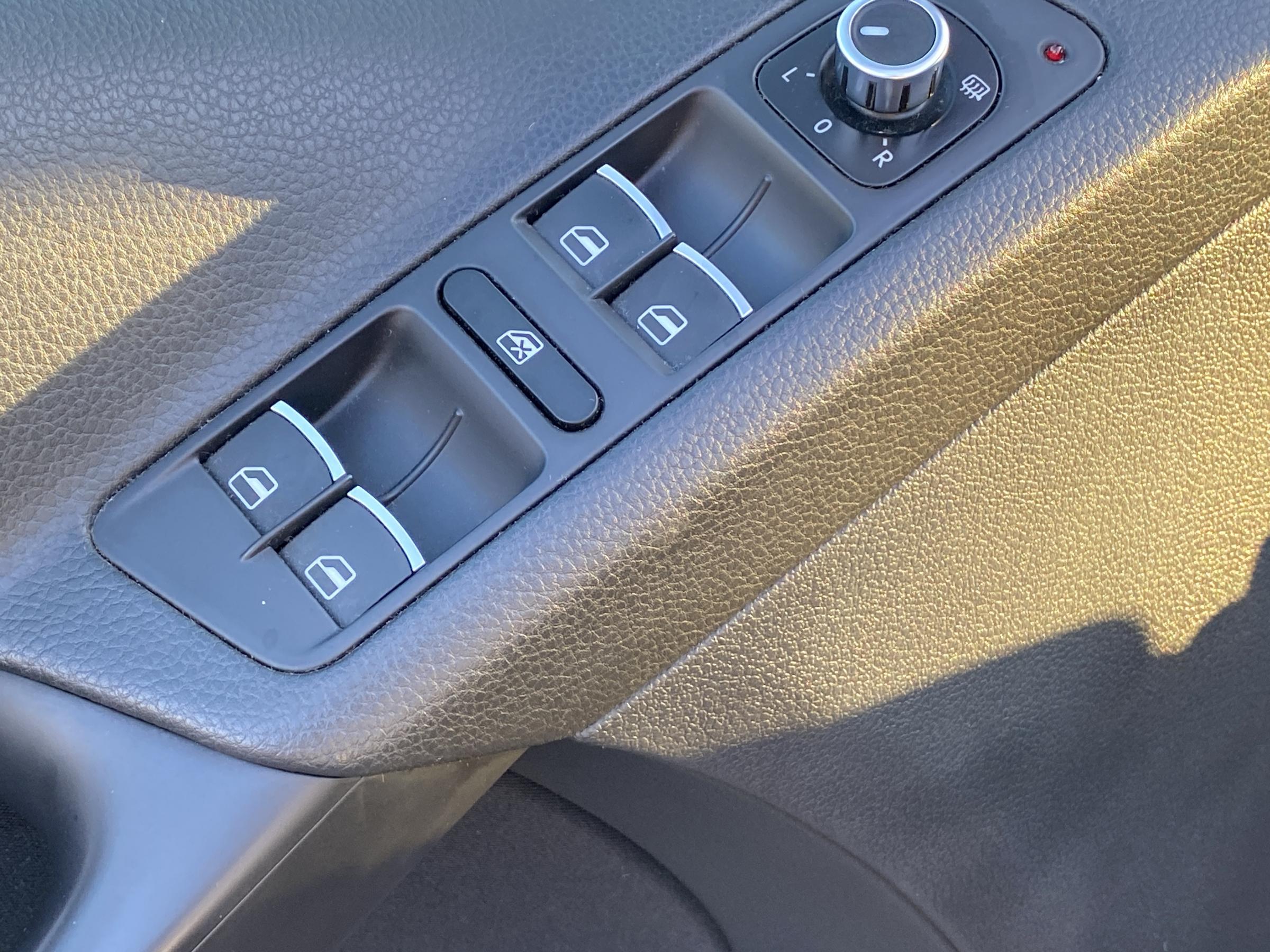 Volkswagen Tiguan, 2013 - pohled č. 13