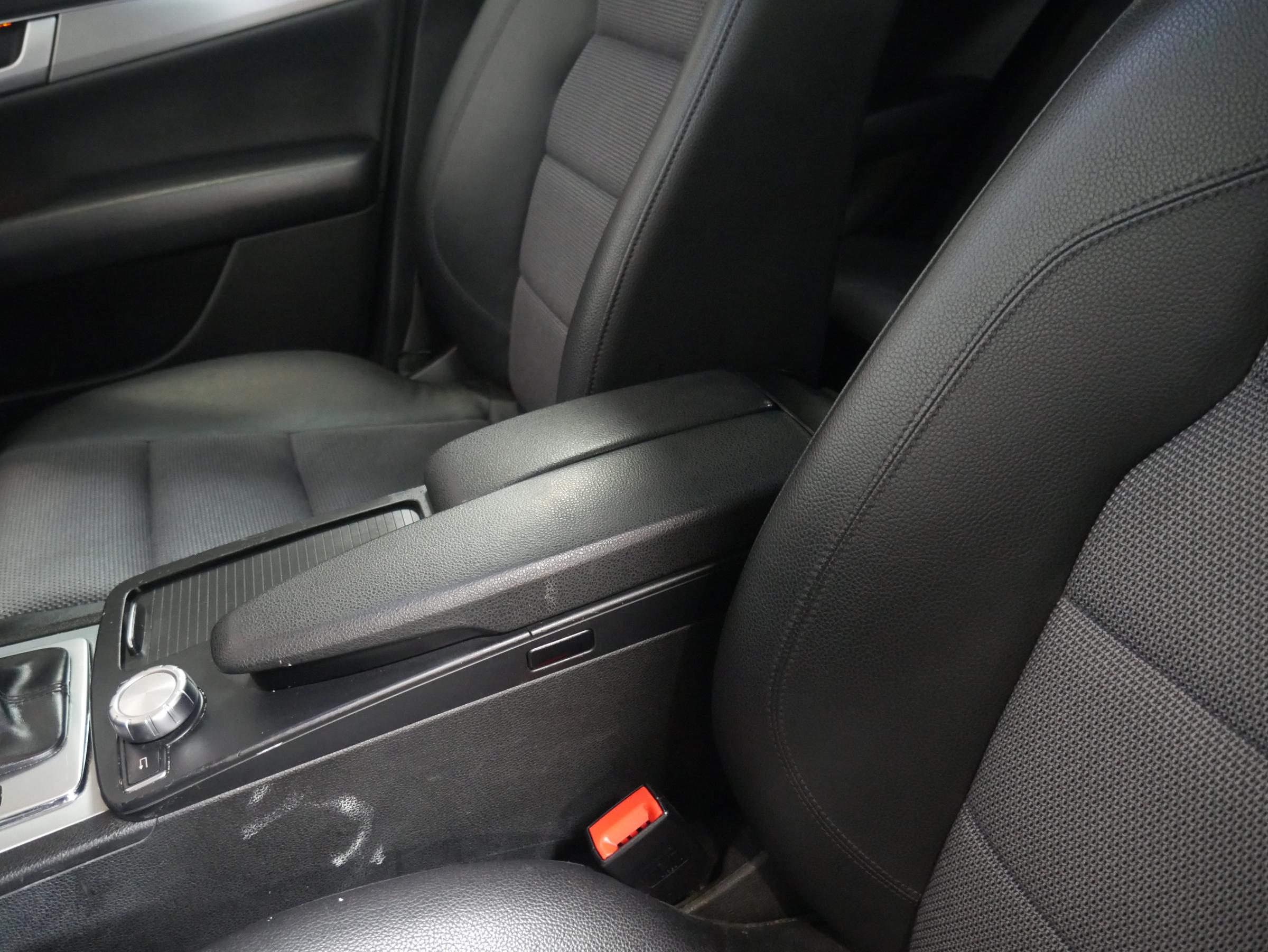 Mercedes-Benz Třída C, 2013 - pohled č. 21