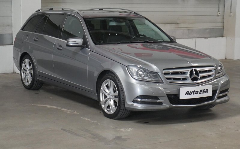 Mercedes-Benz Třída C 2.2 CDi  C200