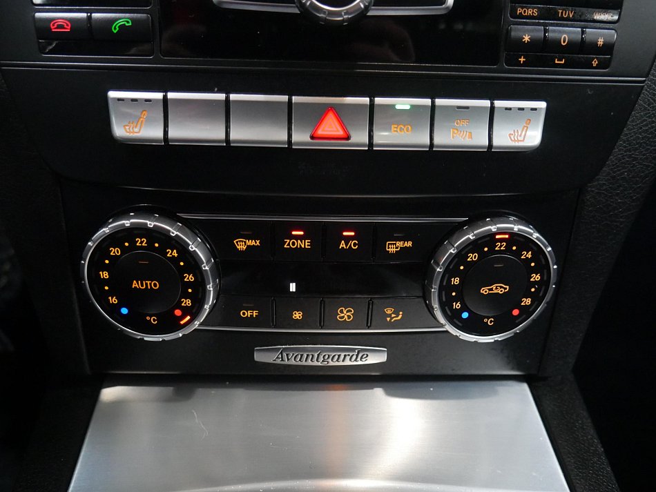 Mercedes-Benz Třída C 2.2 CDi  C200