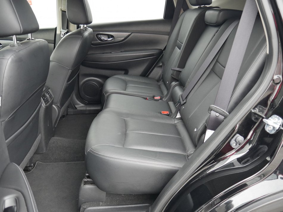 Nissan X-Trail 1.6 DiG-T Tekna