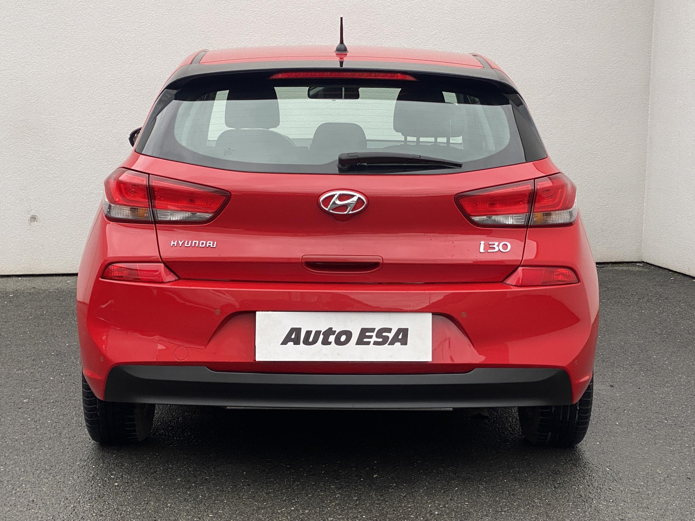 Hyundai i30, 2017 - pohled č. 5