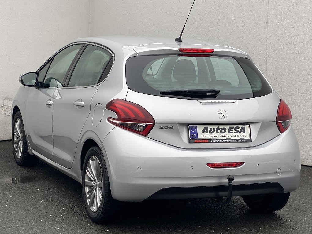 Peugeot 208 1.2PT Allure