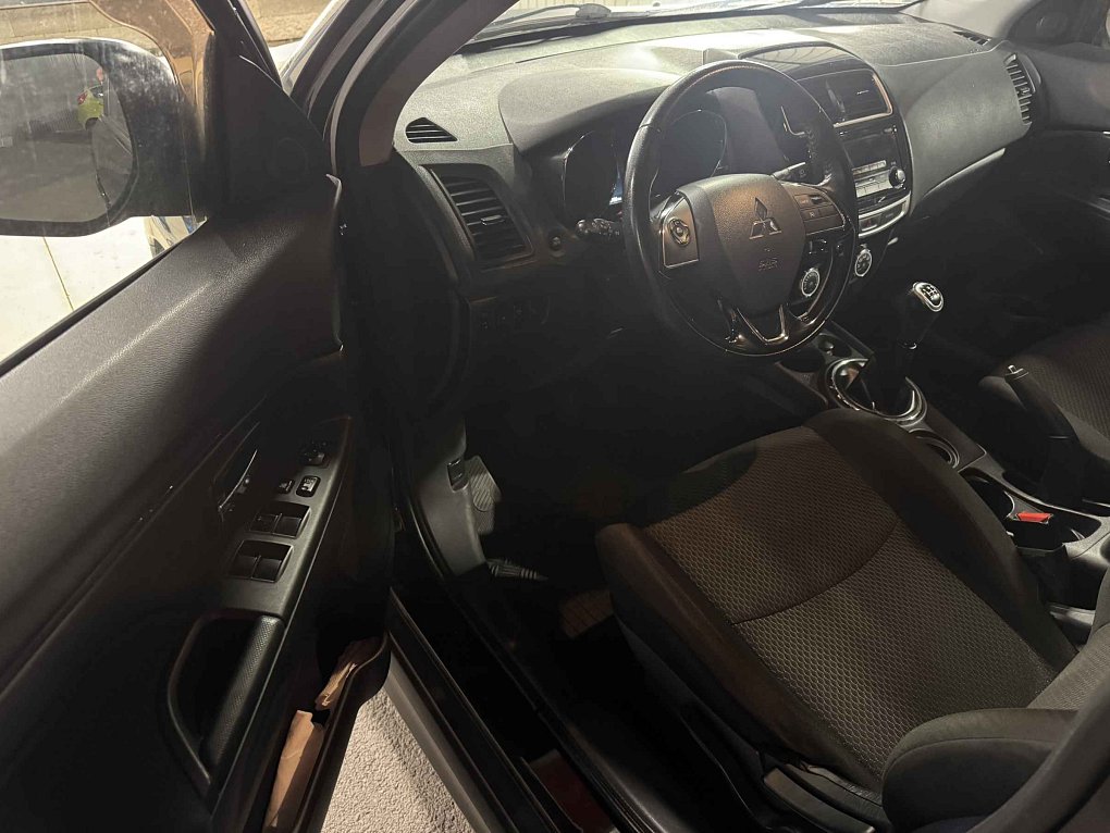 Mitsubishi ASX 1.6i 