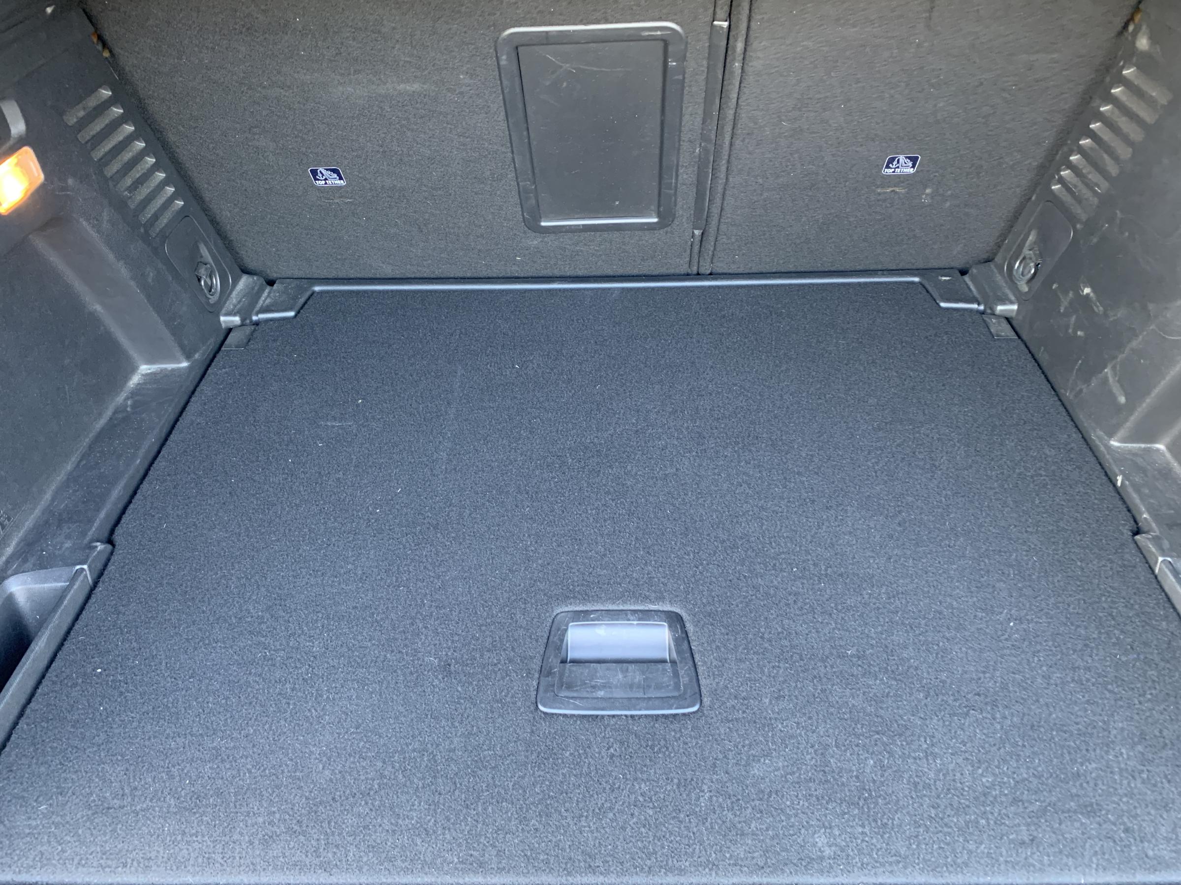 Peugeot 3008, 2021 - pohled č. 8