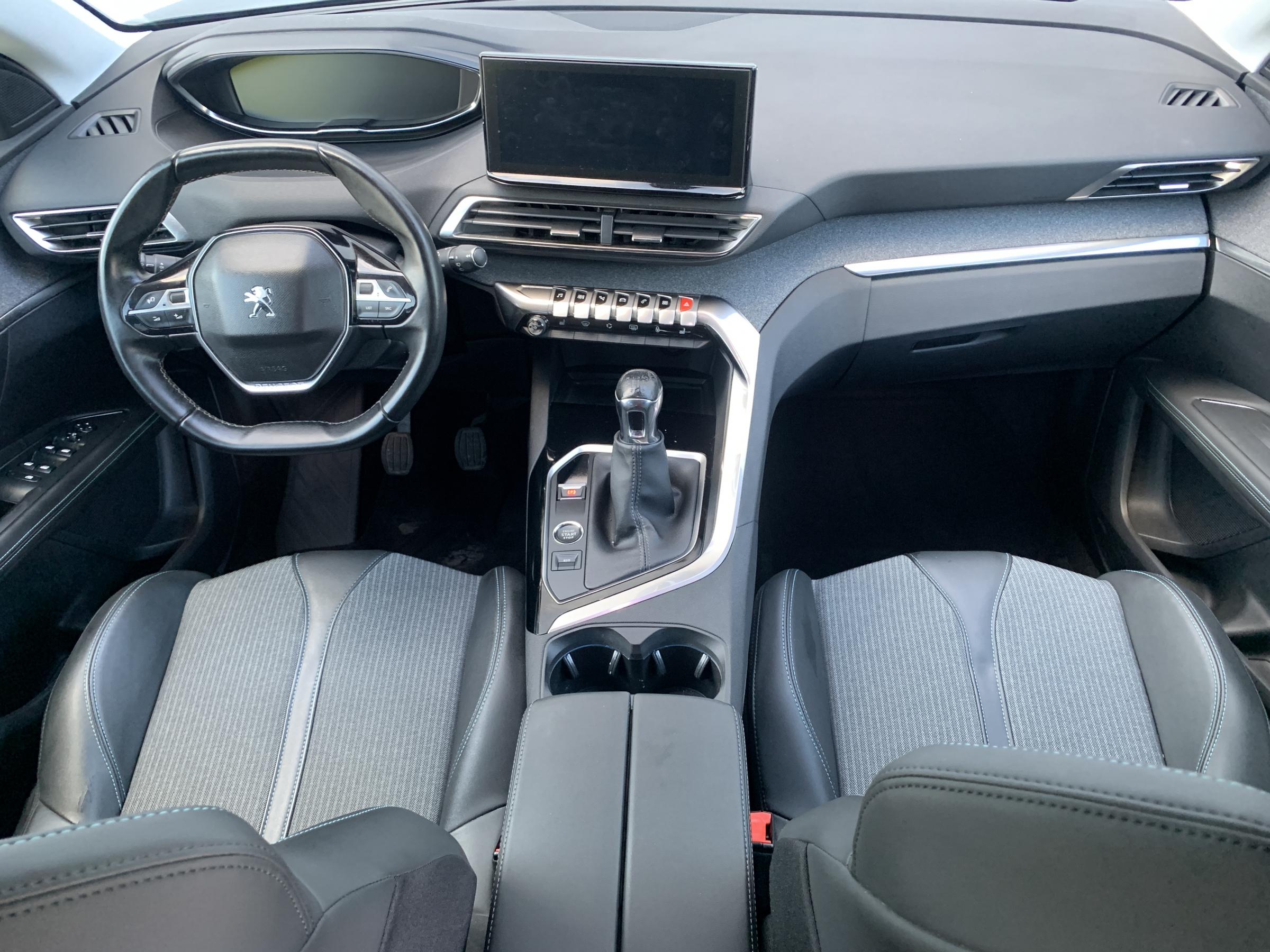 Peugeot 3008, 2021 - pohled č. 9