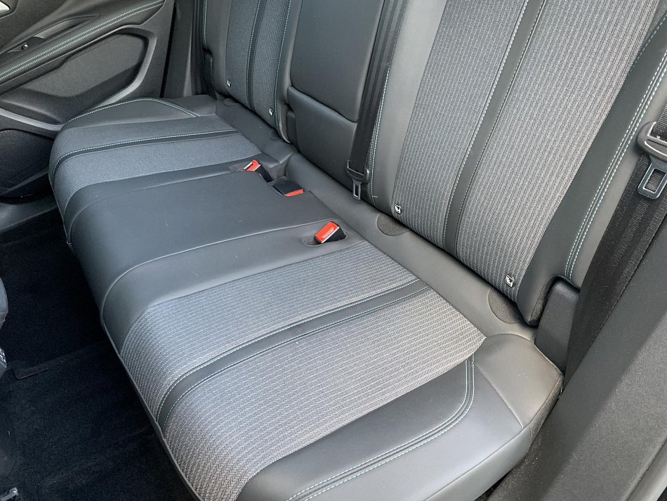 Peugeot 3008 1.5 HDi Allure