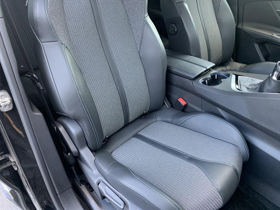 Peugeot 3008 1.5 HDi Allure