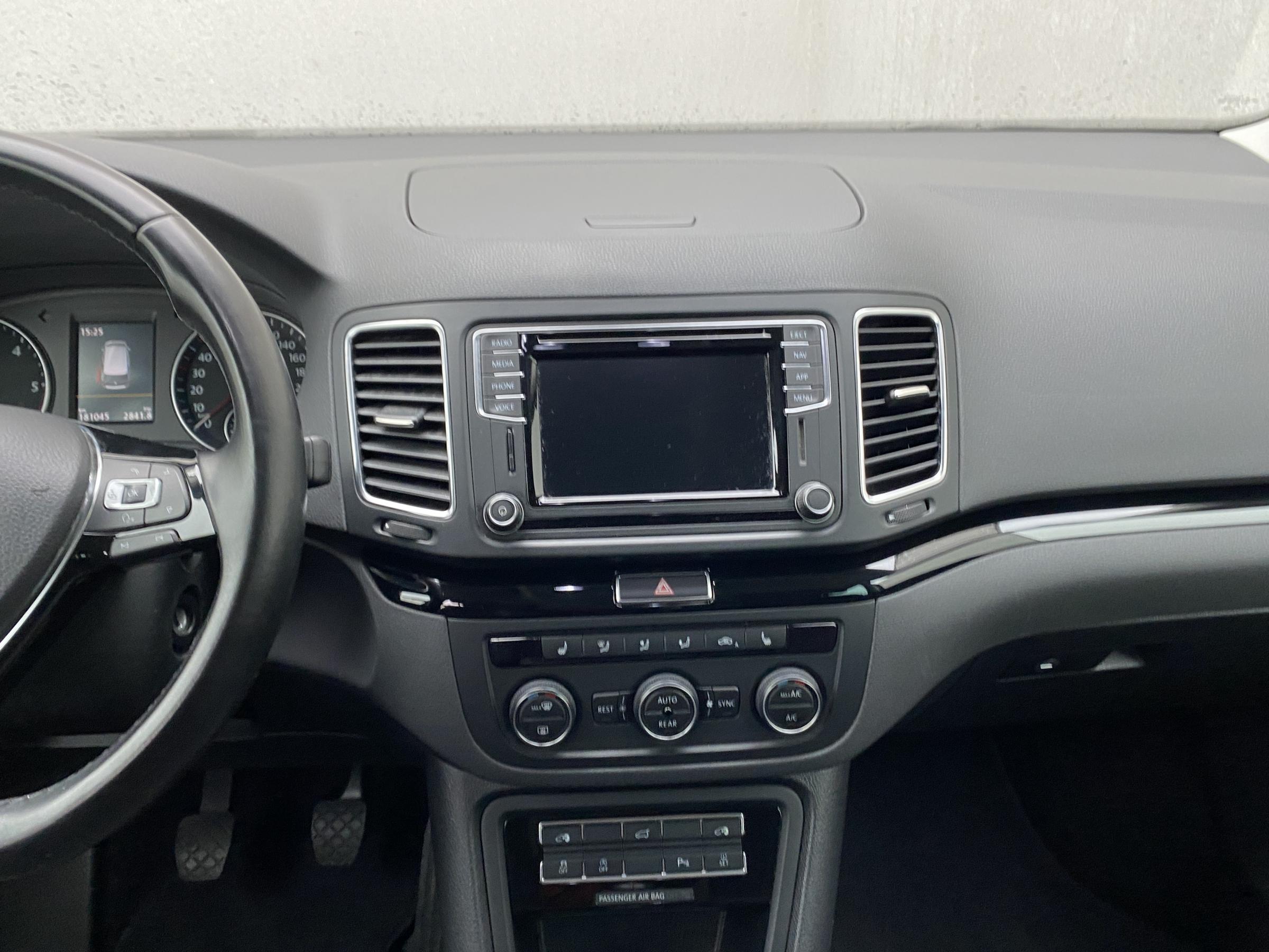 Volkswagen Sharan, 2020 - pohled č. 12