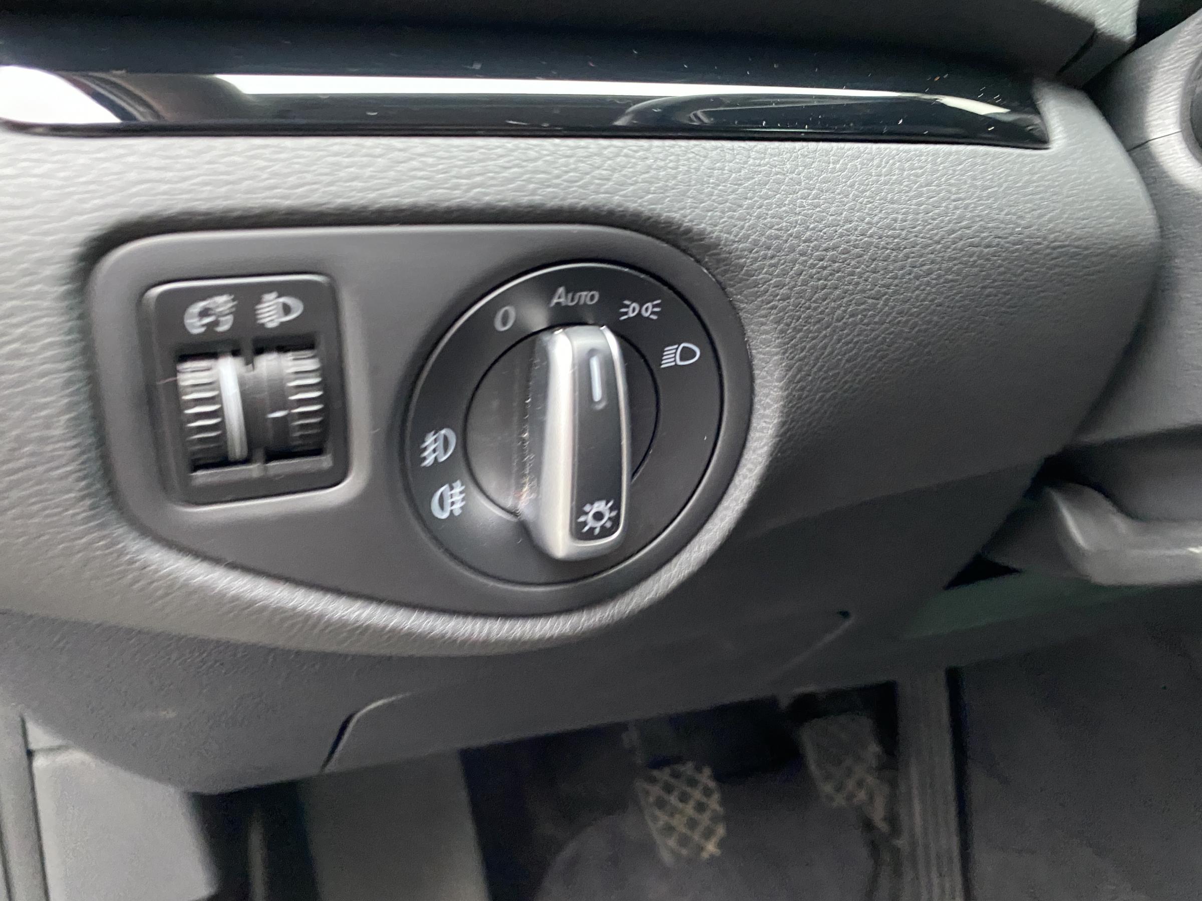 Volkswagen Sharan, 2020 - pohled č. 15