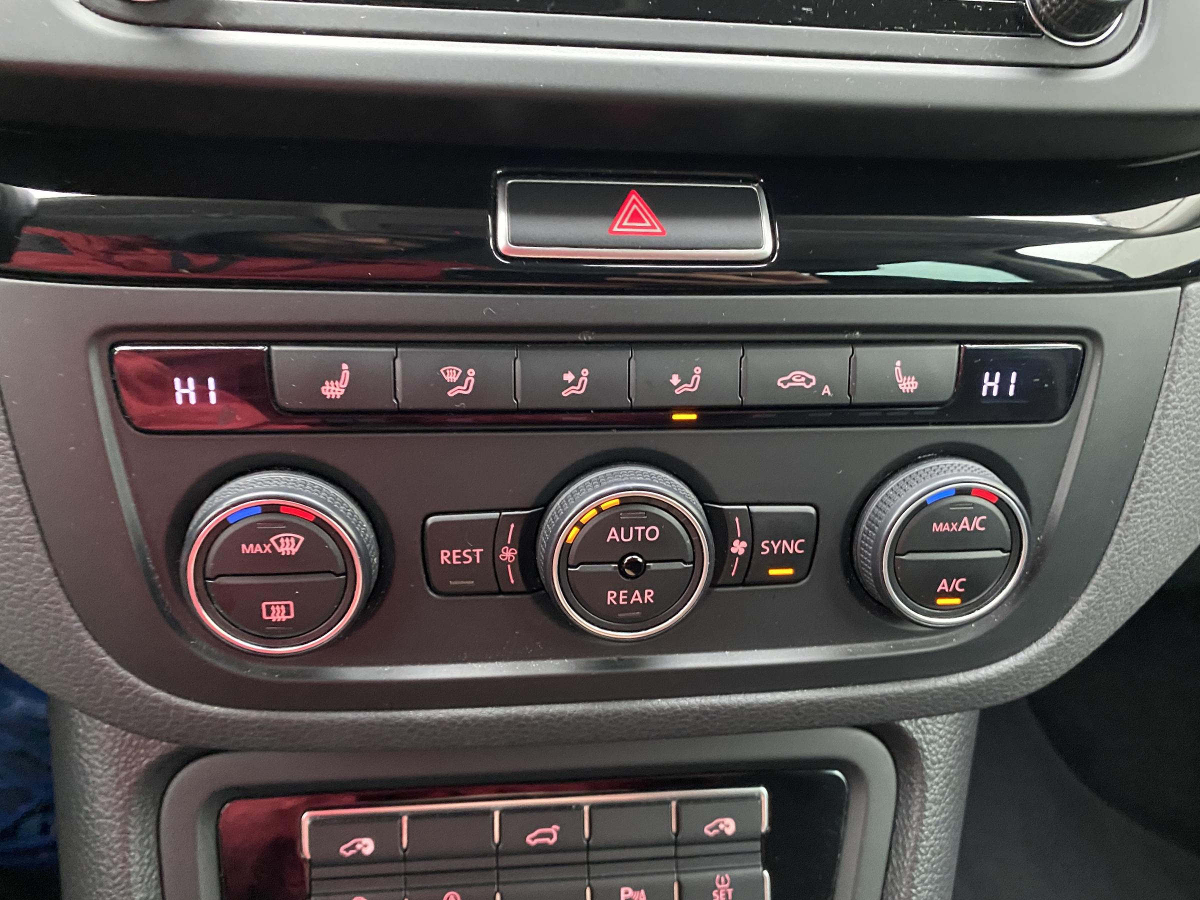 Volkswagen Sharan, 2020 - pohled č. 18