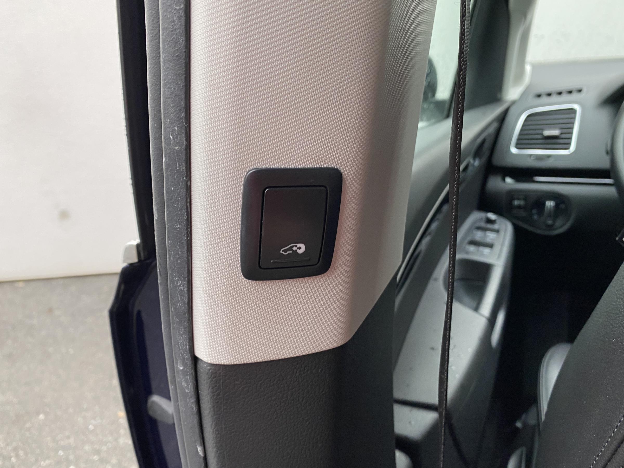 Volkswagen Sharan, 2020 - pohled č. 21