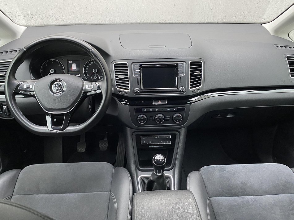 Volkswagen Sharan 2.0 TDI 