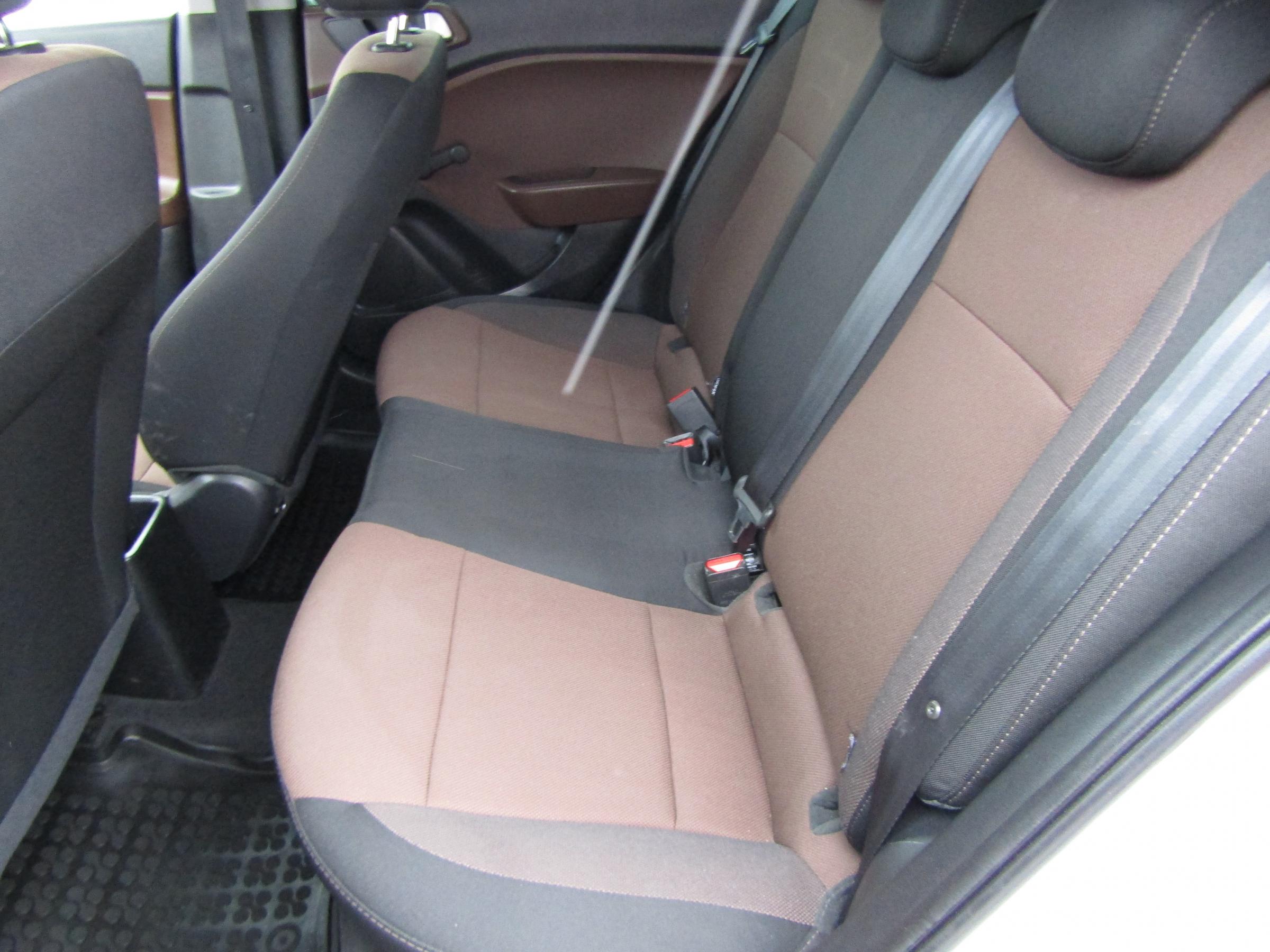 Hyundai i20, 2016 - pohled č. 10