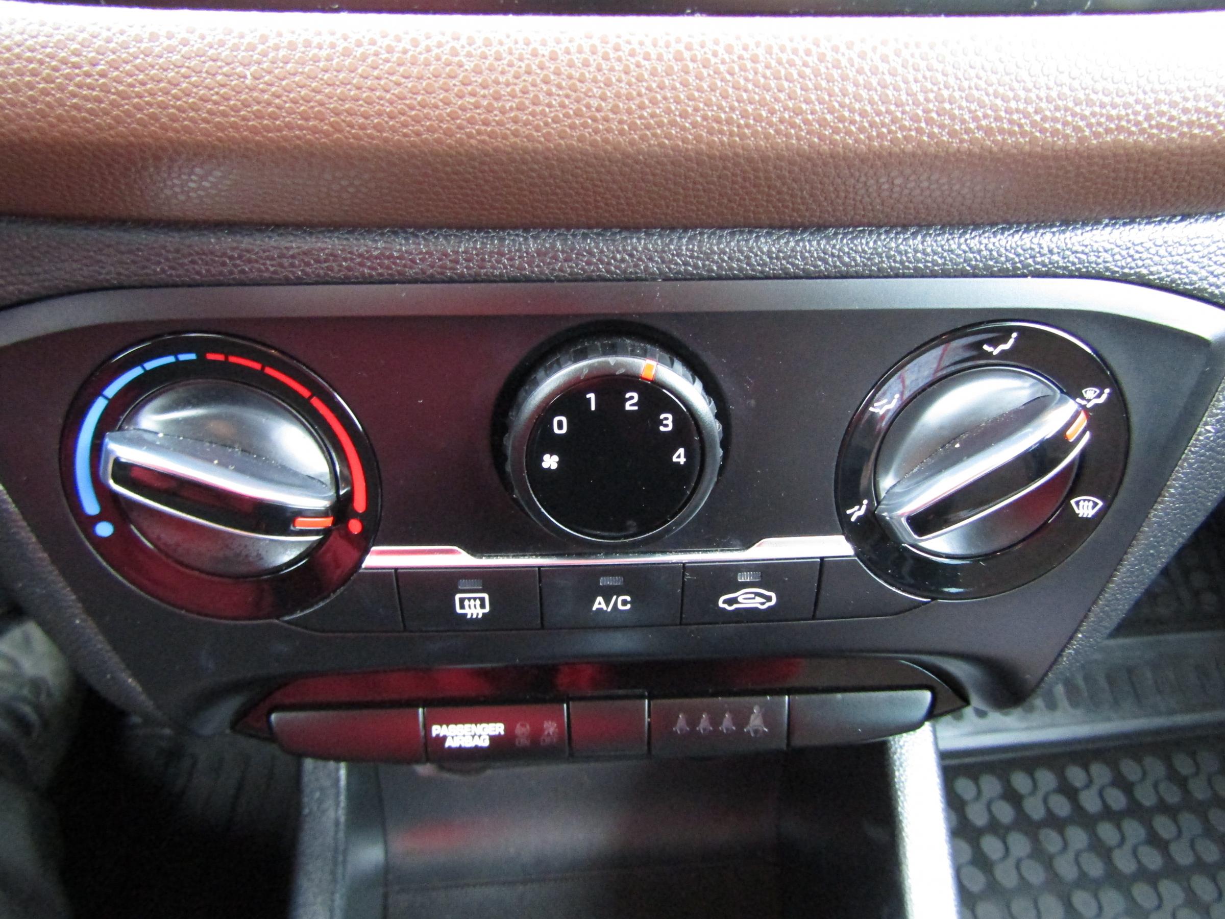 Hyundai i20, 2016 - pohled č. 12