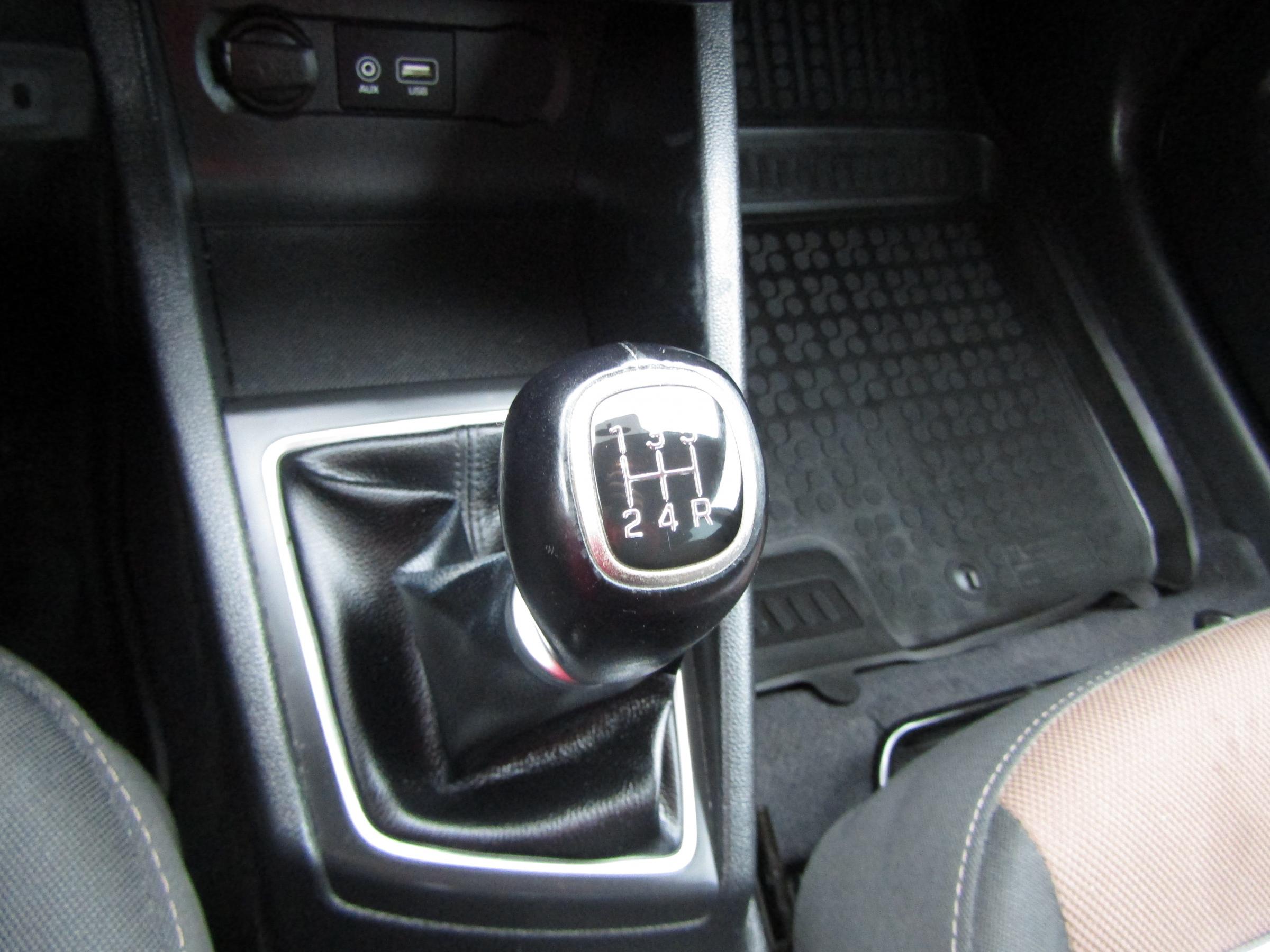 Hyundai i20, 2016 - pohled č. 16