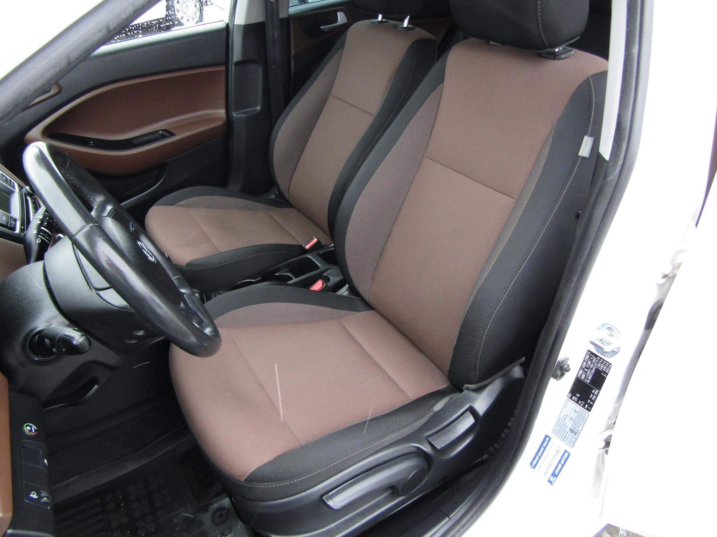 Hyundai i20, 2016 - pohled č. 9