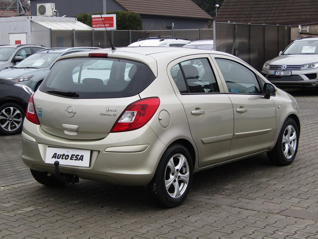 Opel Corsa 1.2i 