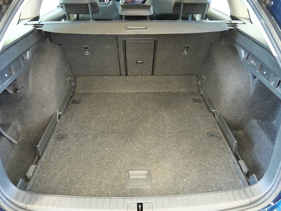 Škoda Octavia IV 2.0 TDi Scout 4x4