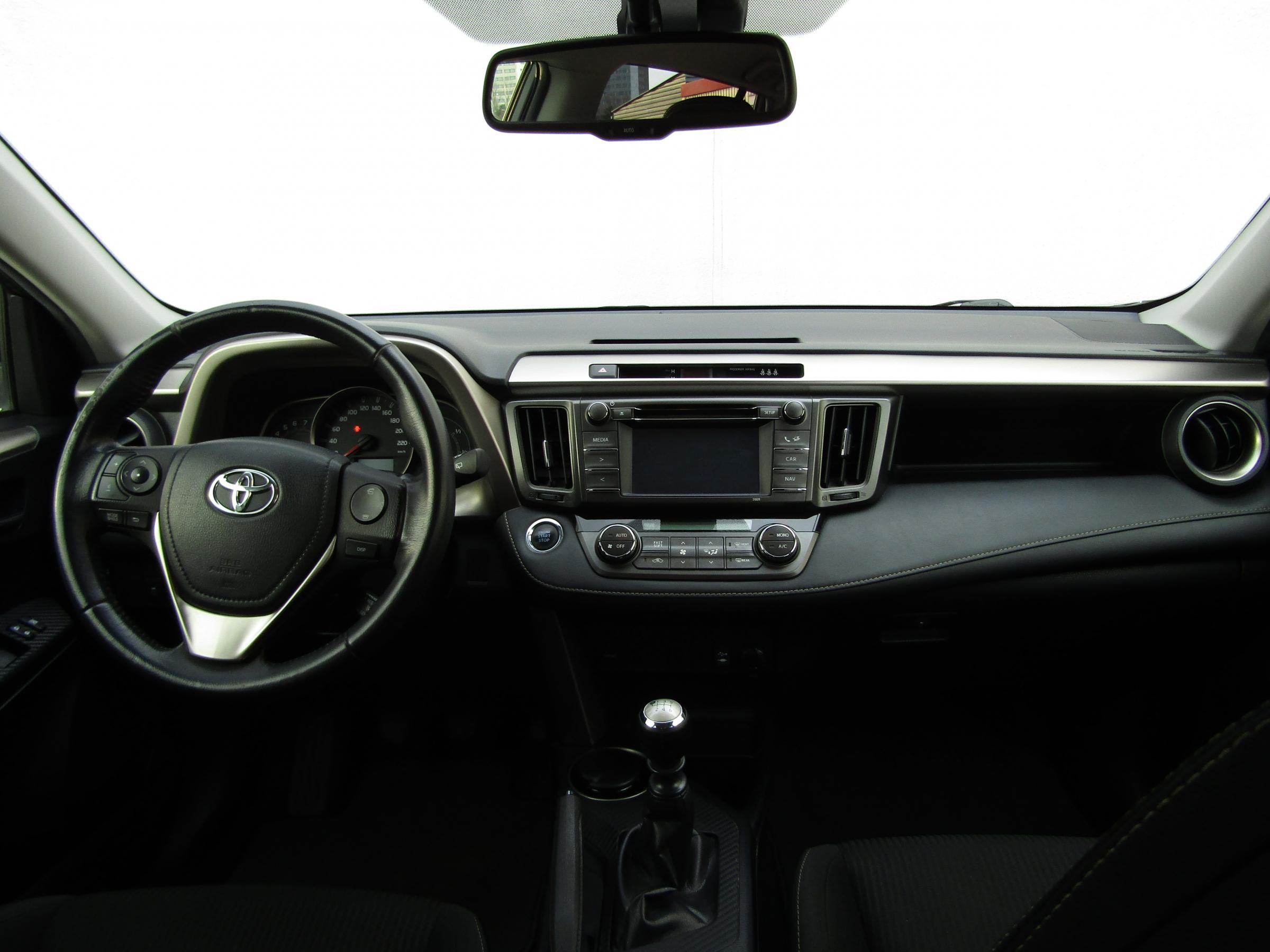 Toyota RAV4, 2015 - pohled č. 8