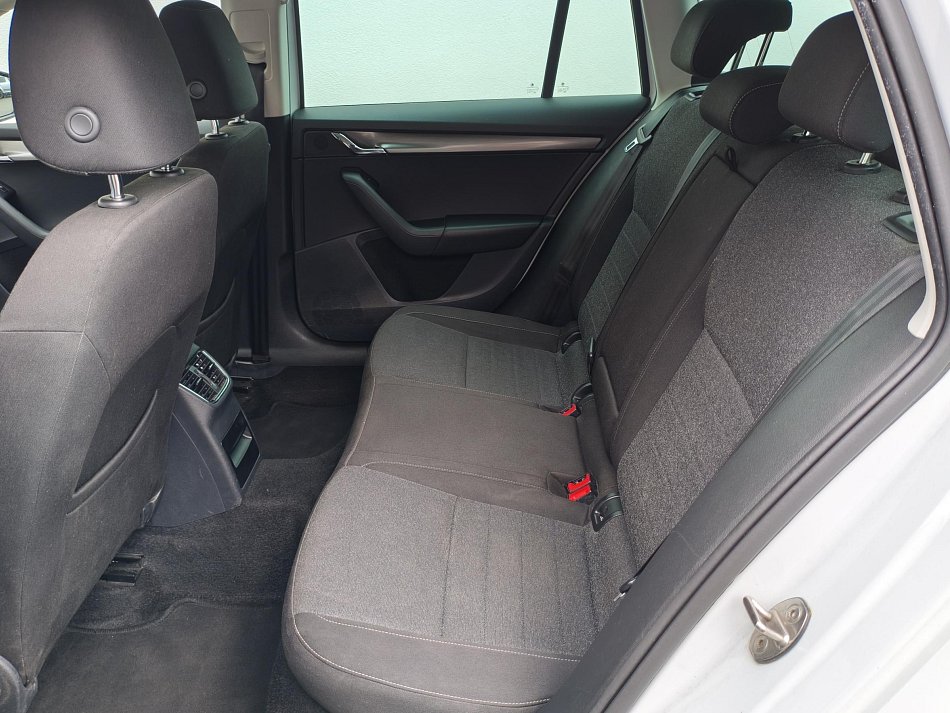 Škoda Octavia III 2.0 TDi Style