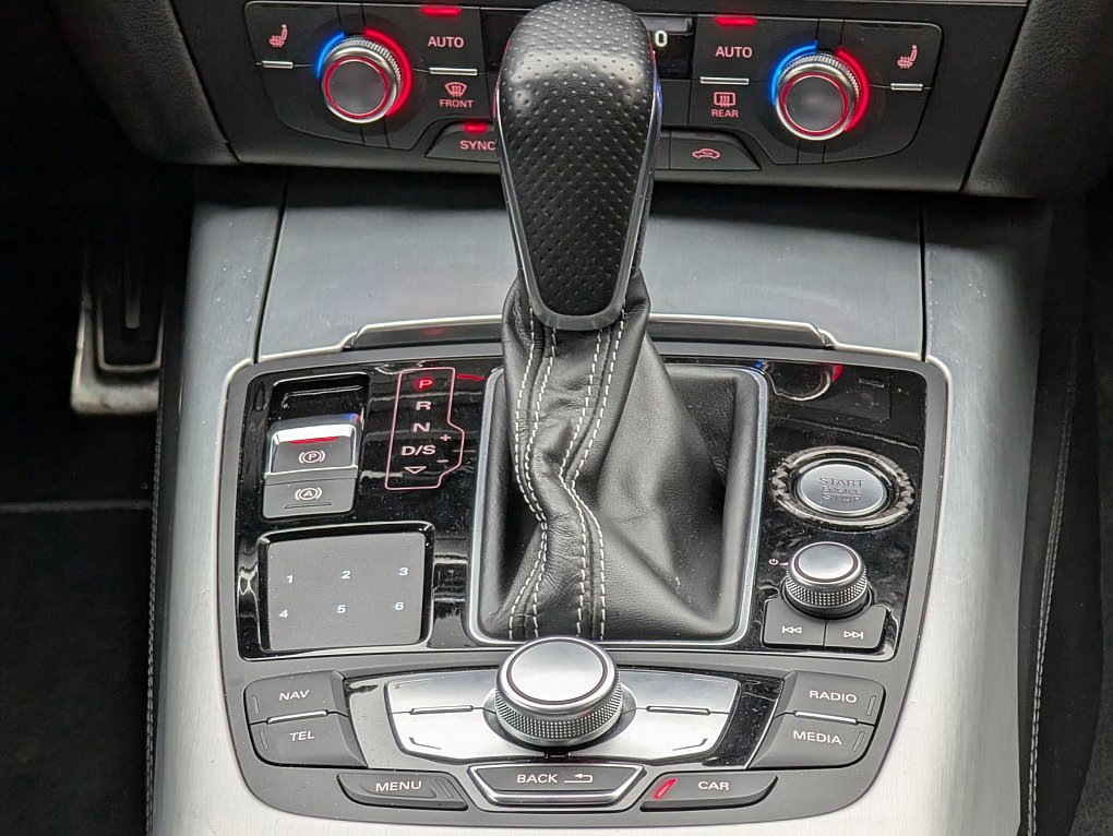 Audi A6 3.0TDi S-line Quattro