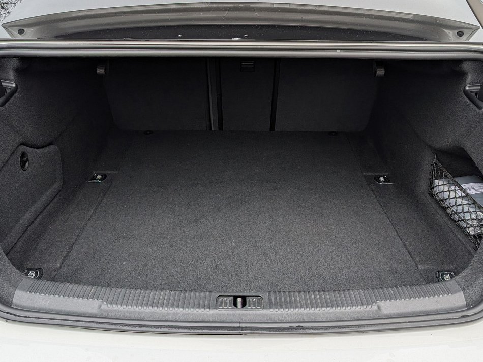 Audi A6 3.0TDi S-line Quattro