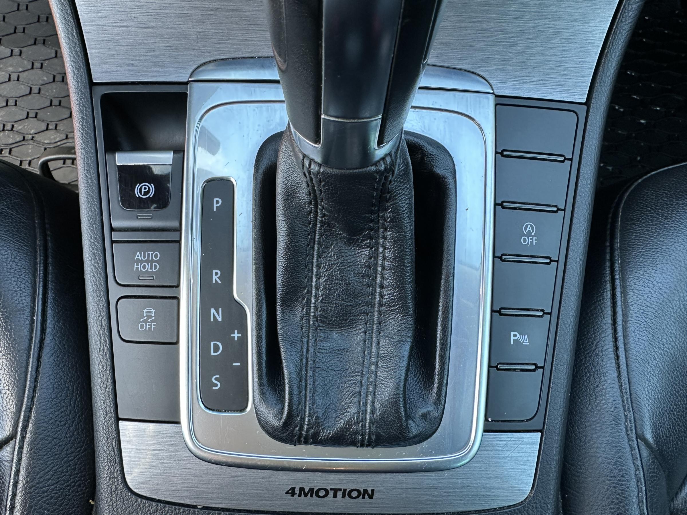 Volkswagen Passat, 2013 - pohled č. 17