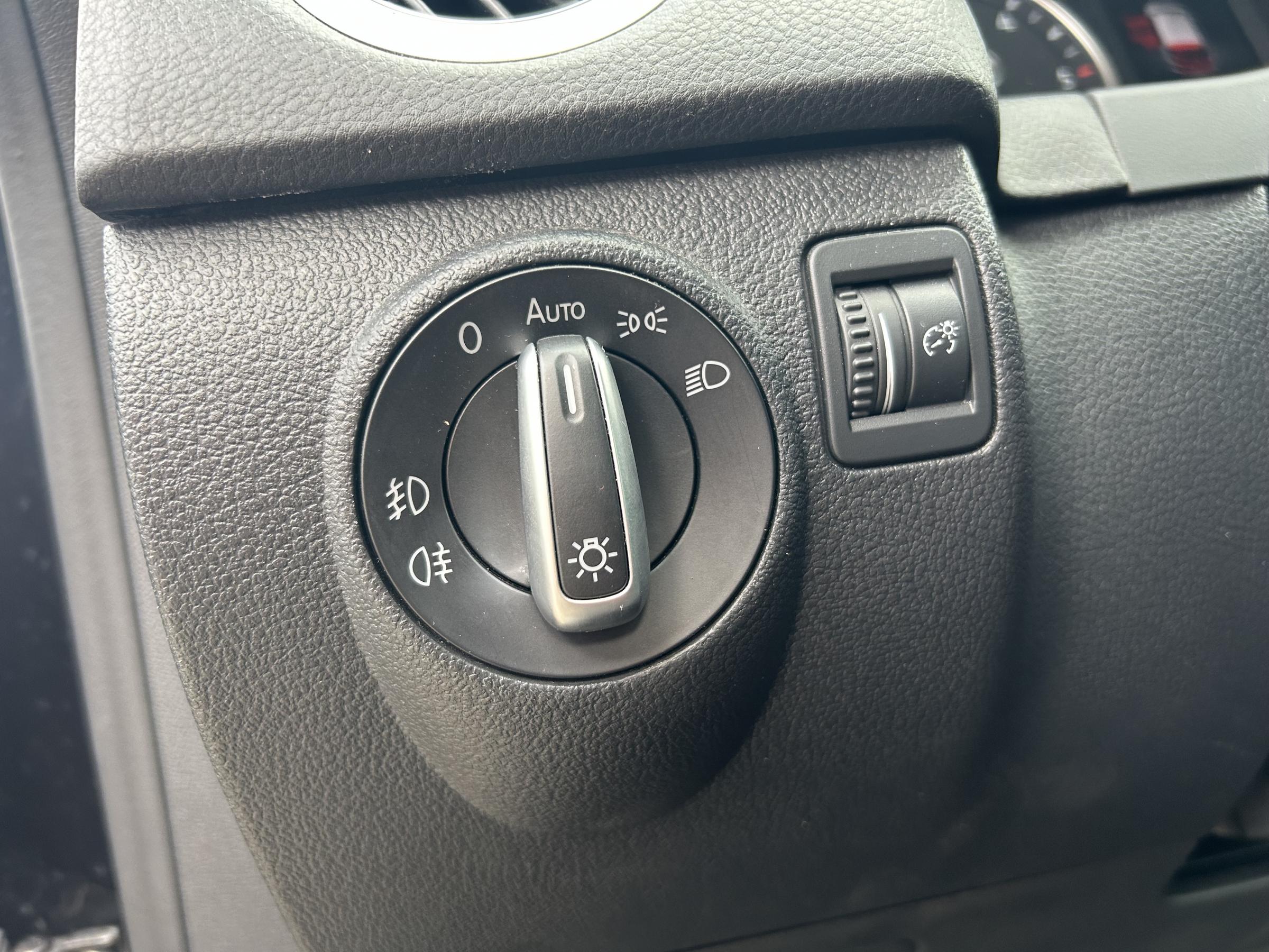 Volkswagen Tiguan, 2015 - pohled č. 14