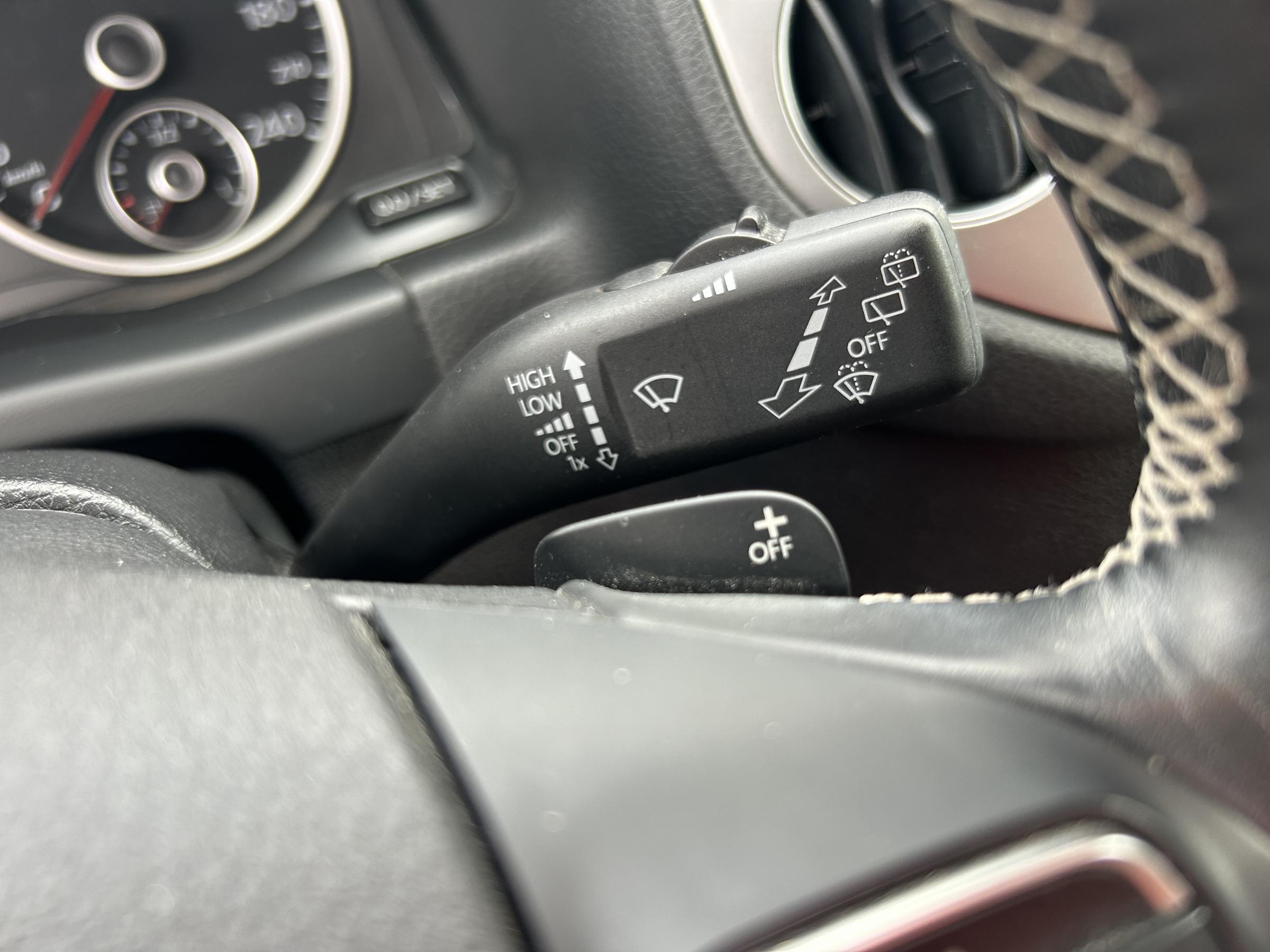 Volkswagen Tiguan, 2015 - pohled č. 15