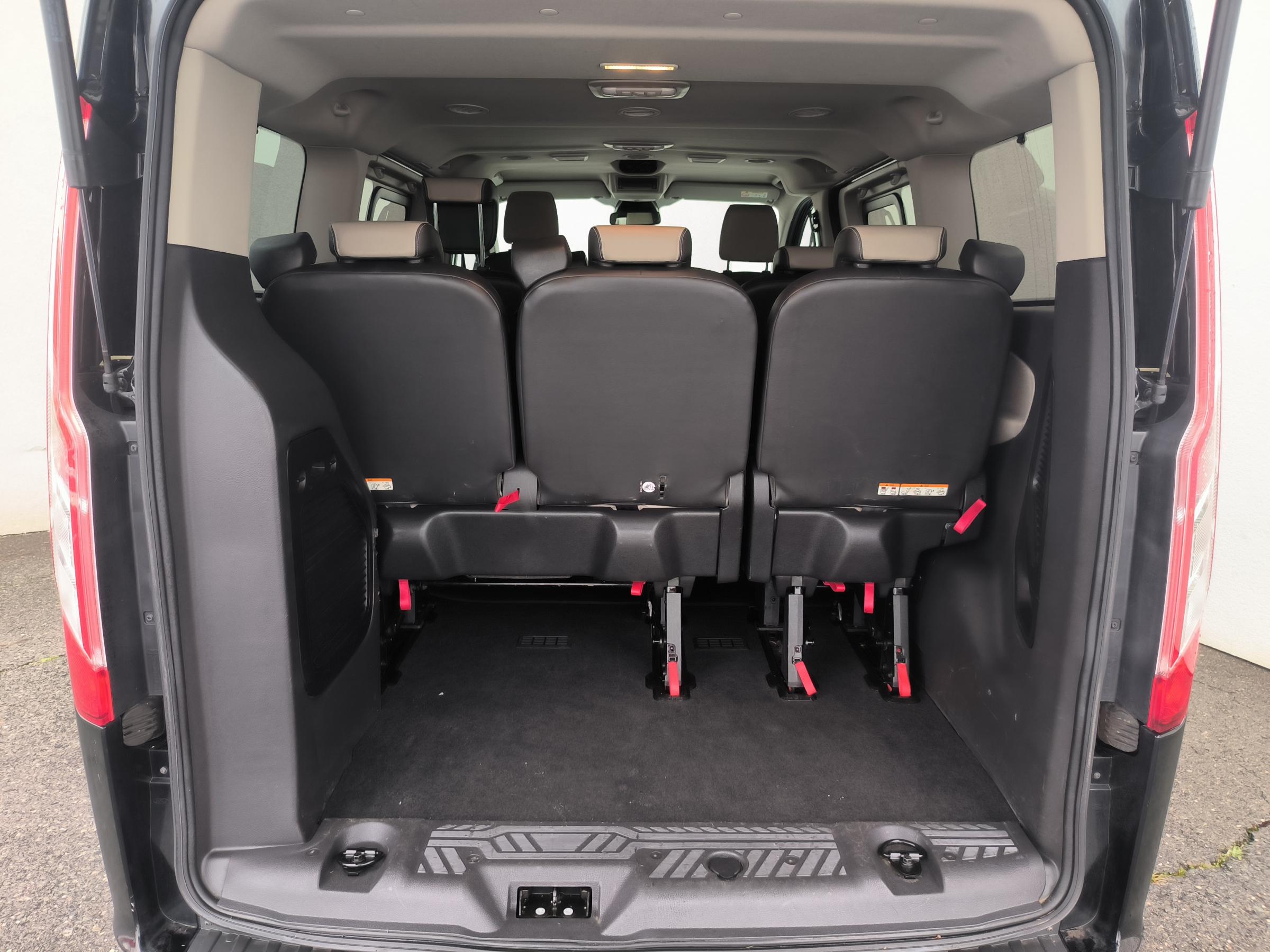 Ford Tourneo Custom, 2017 - pohled č. 7