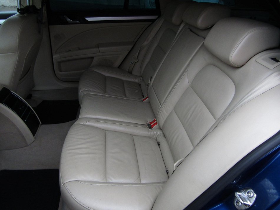 Škoda Superb II 2.0 TDi Elegance