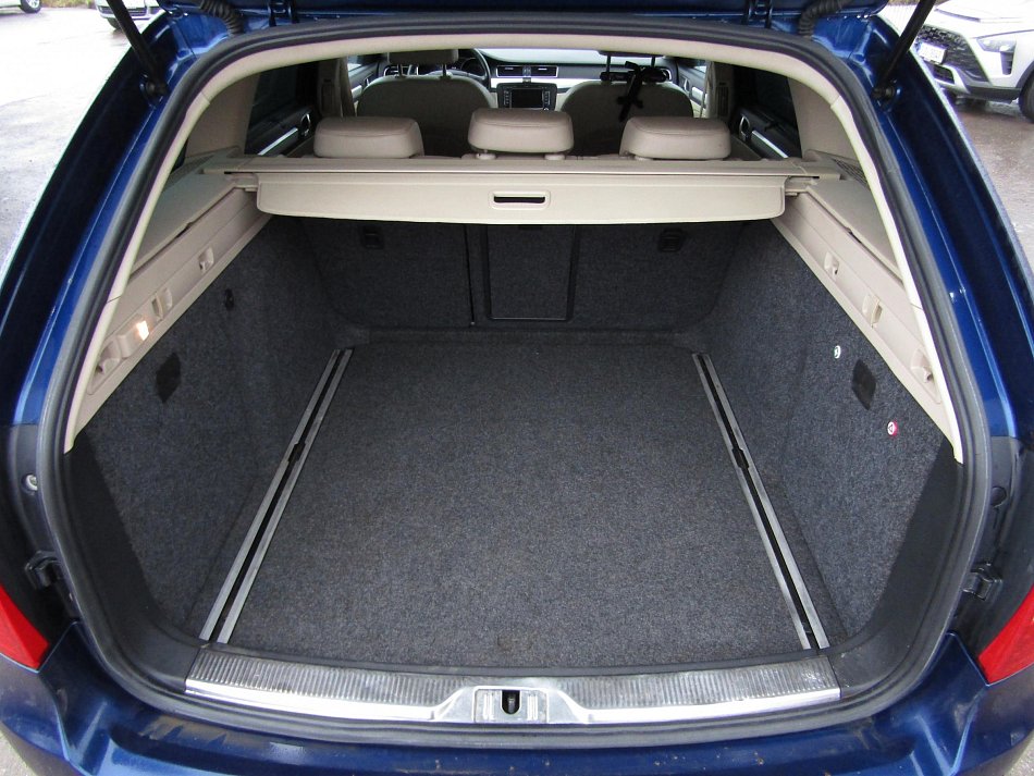 Škoda Superb II 2.0 TDi Elegance