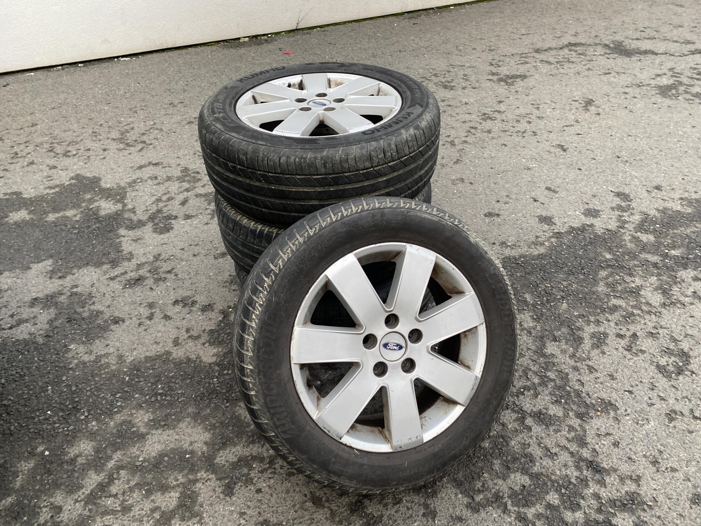 Ford Mondeo, 2010 - pohled č. 17