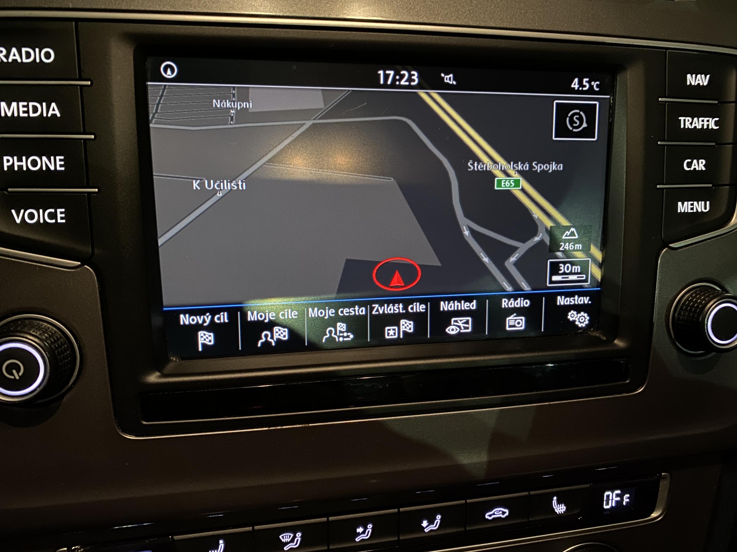 Volkswagen Golf, 2015 - pohled č. 15