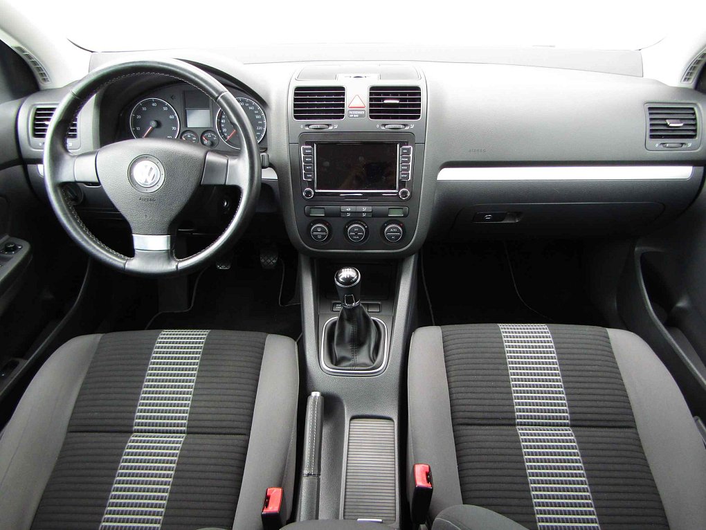 Volkswagen Golf 1.6i 