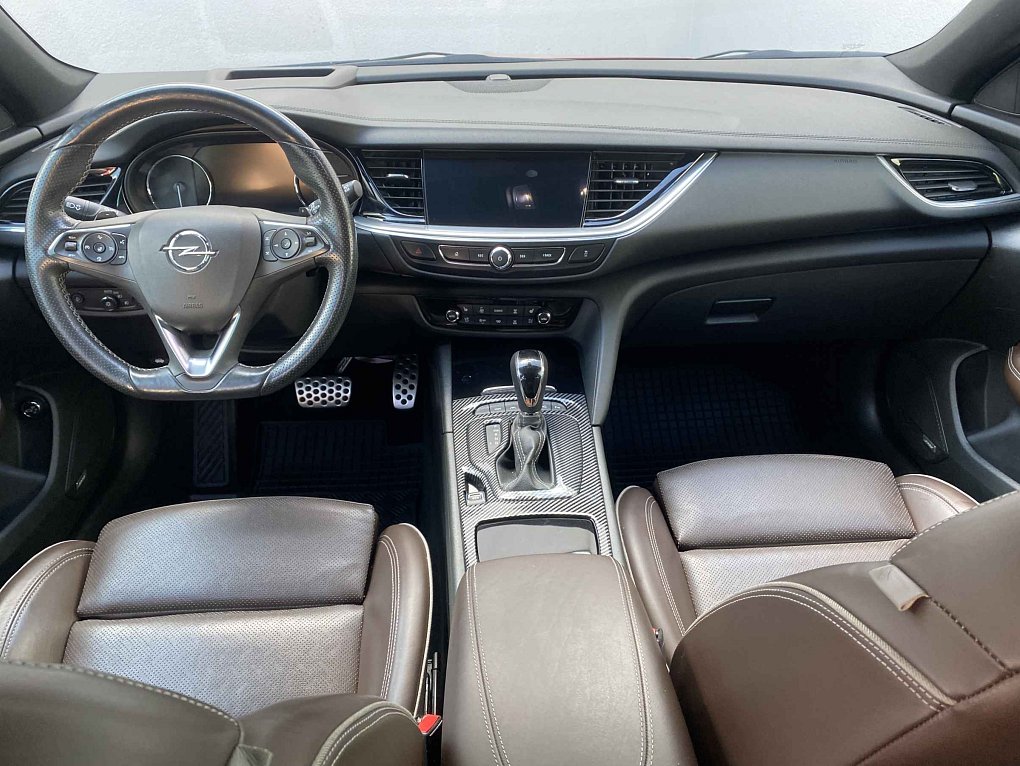 Opel Insignia 2.0 CDTI 