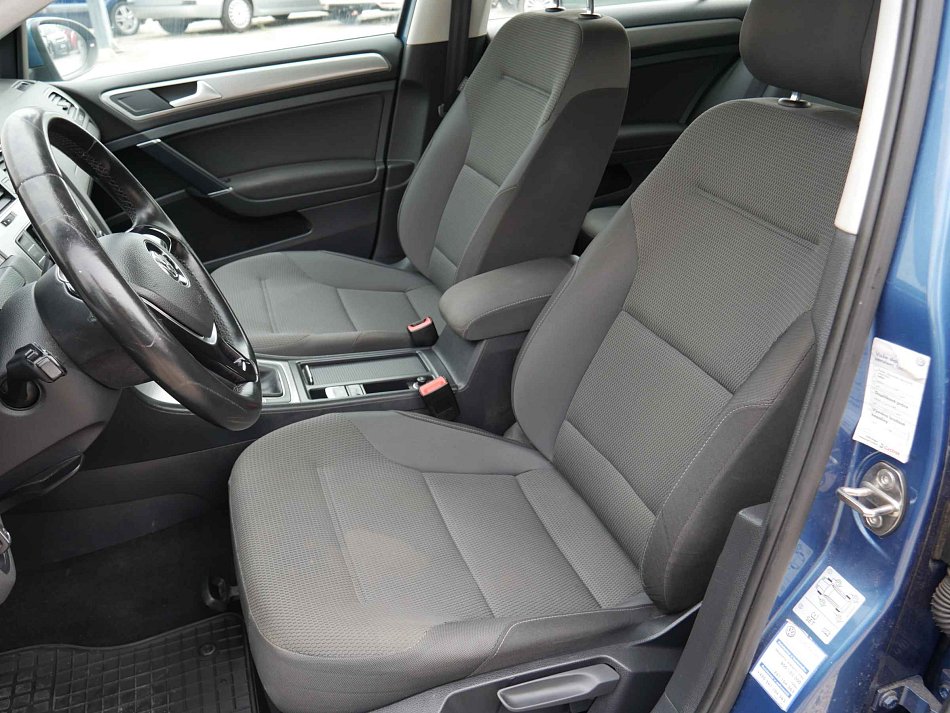 Volkswagen Golf 1.2 TSi 