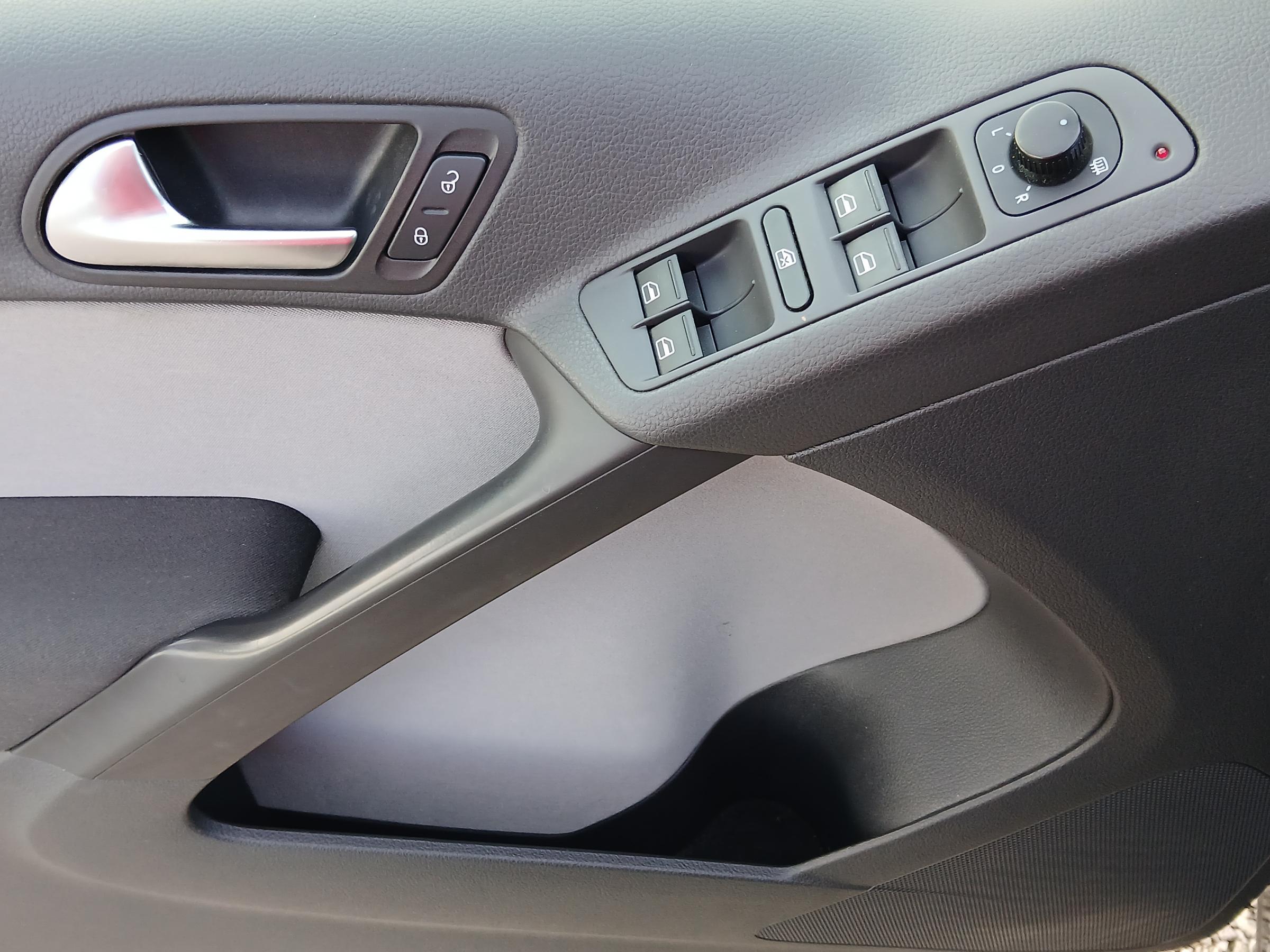 Volkswagen Tiguan, 2010 - pohled č. 11