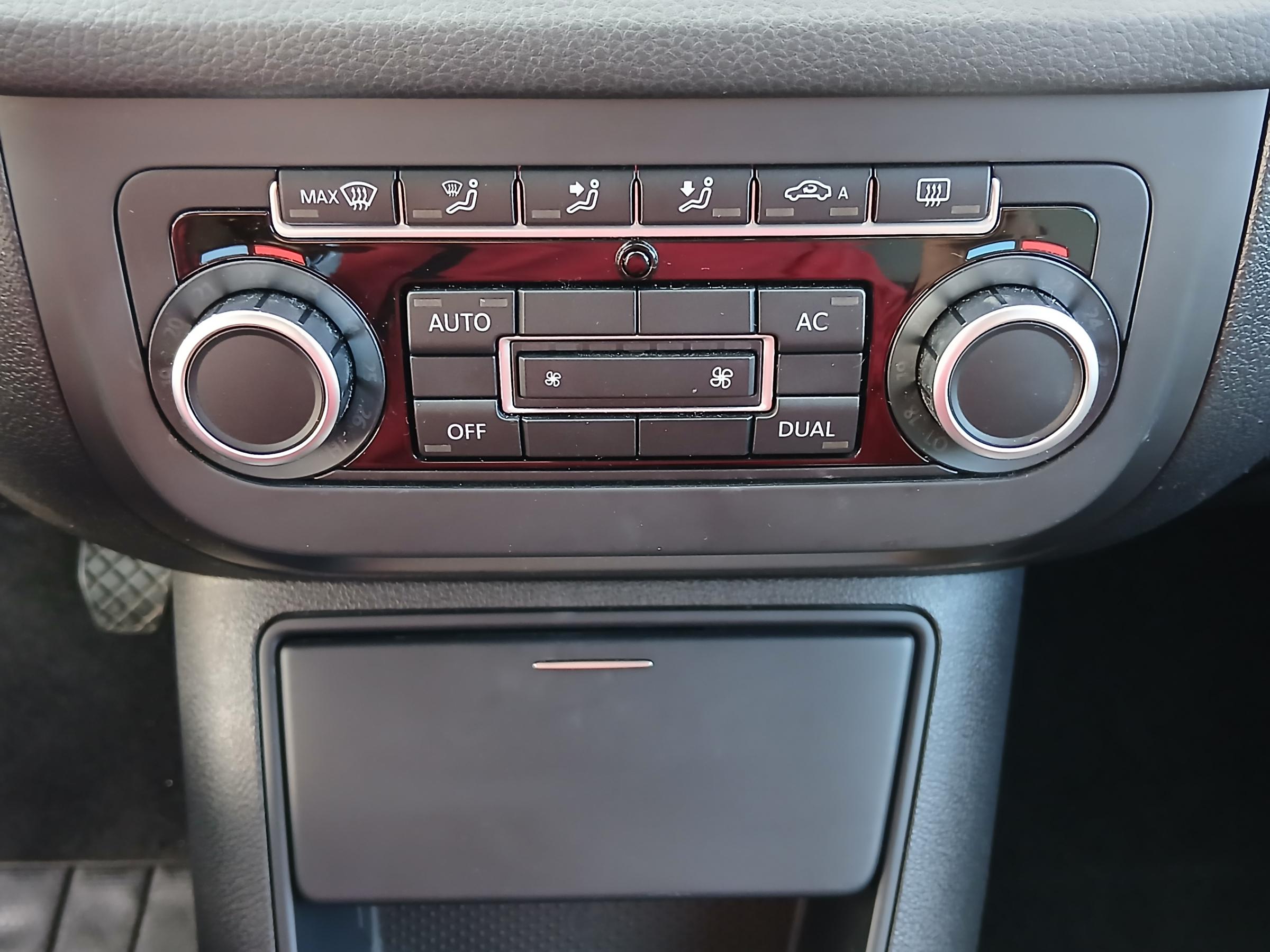 Volkswagen Tiguan, 2010 - pohled č. 13