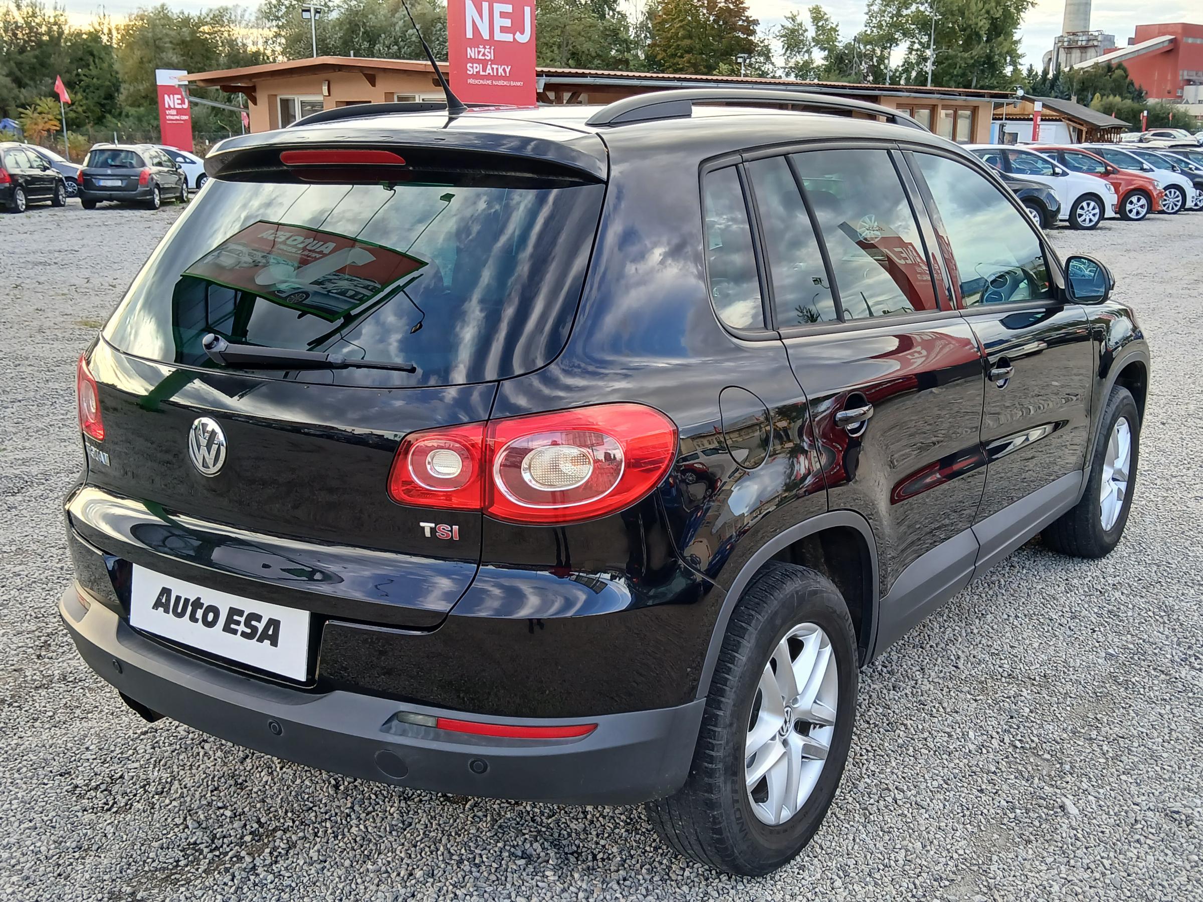 Volkswagen Tiguan, 2010 - pohled č. 4