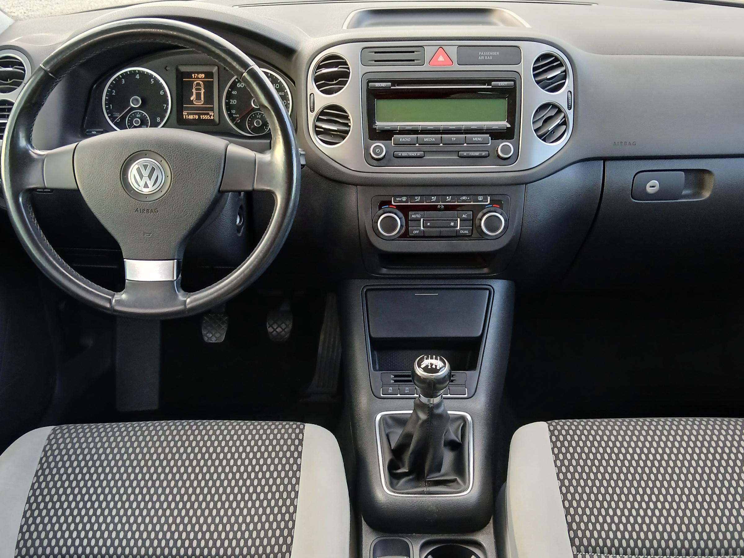 Volkswagen Tiguan, 2010 - pohled č. 8