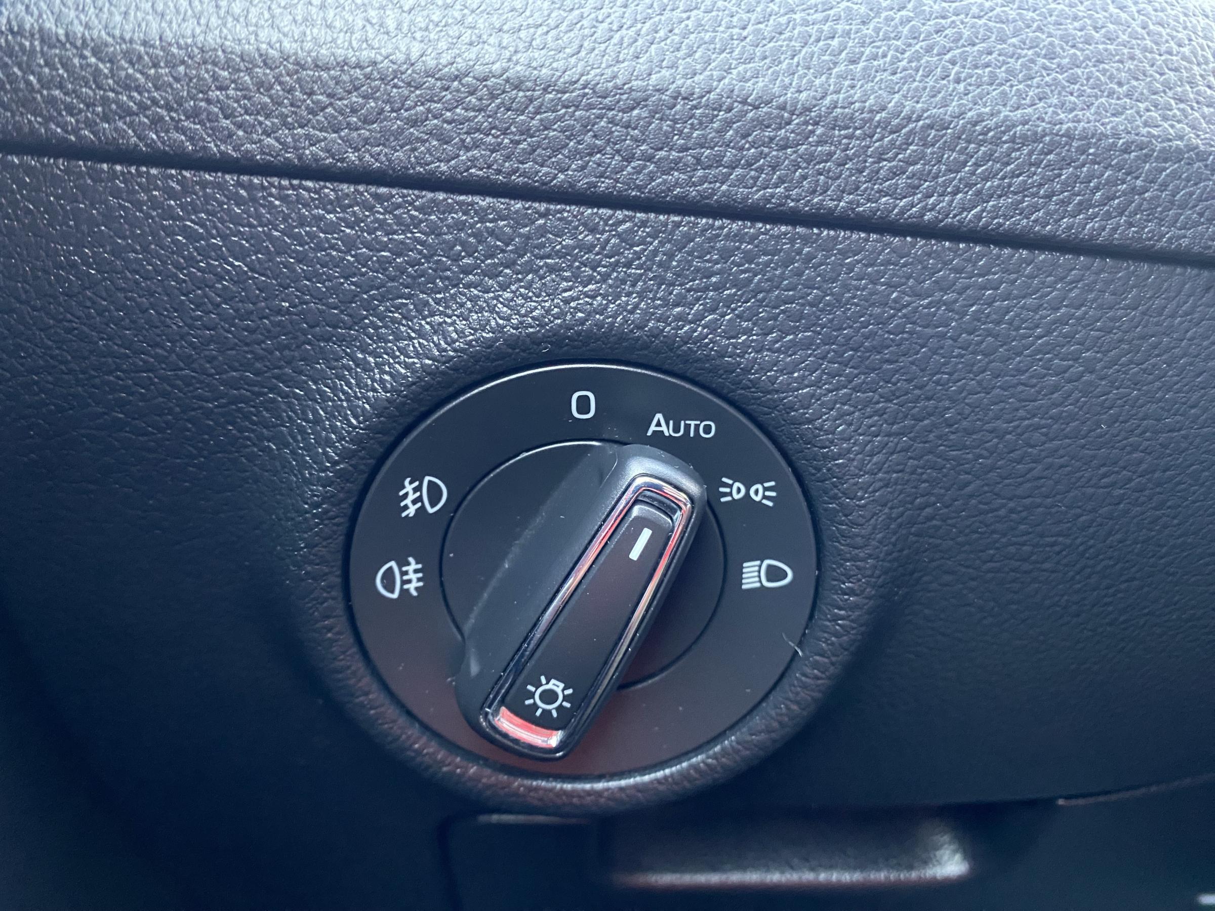 Škoda Superb III, 2018 - pohled č. 13