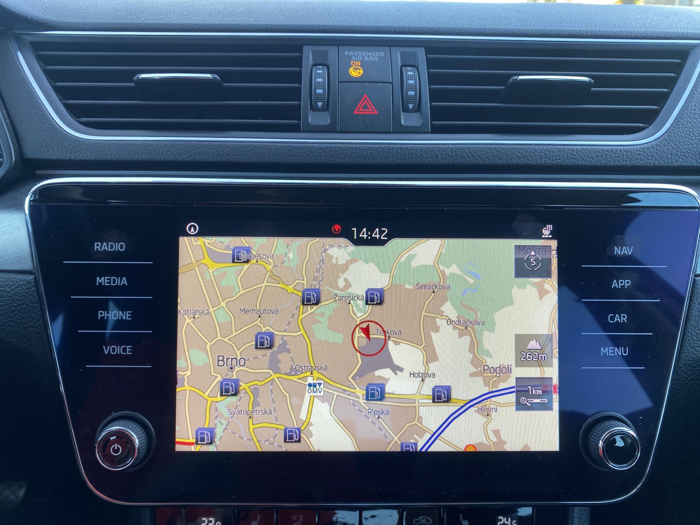 Škoda Superb III, 2018 - pohled č. 18