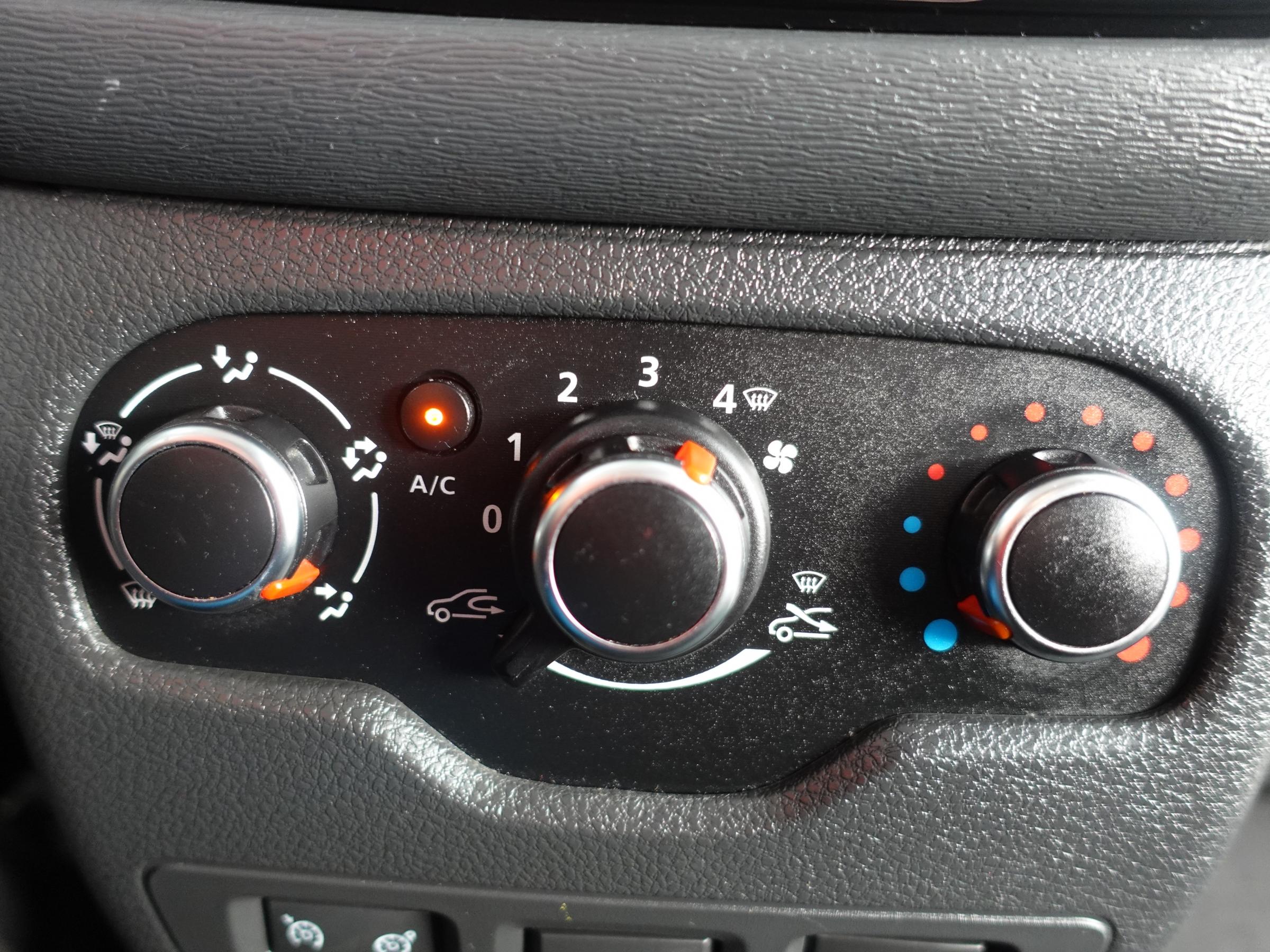 Dacia Lodgy, 2018 - pohled č. 22