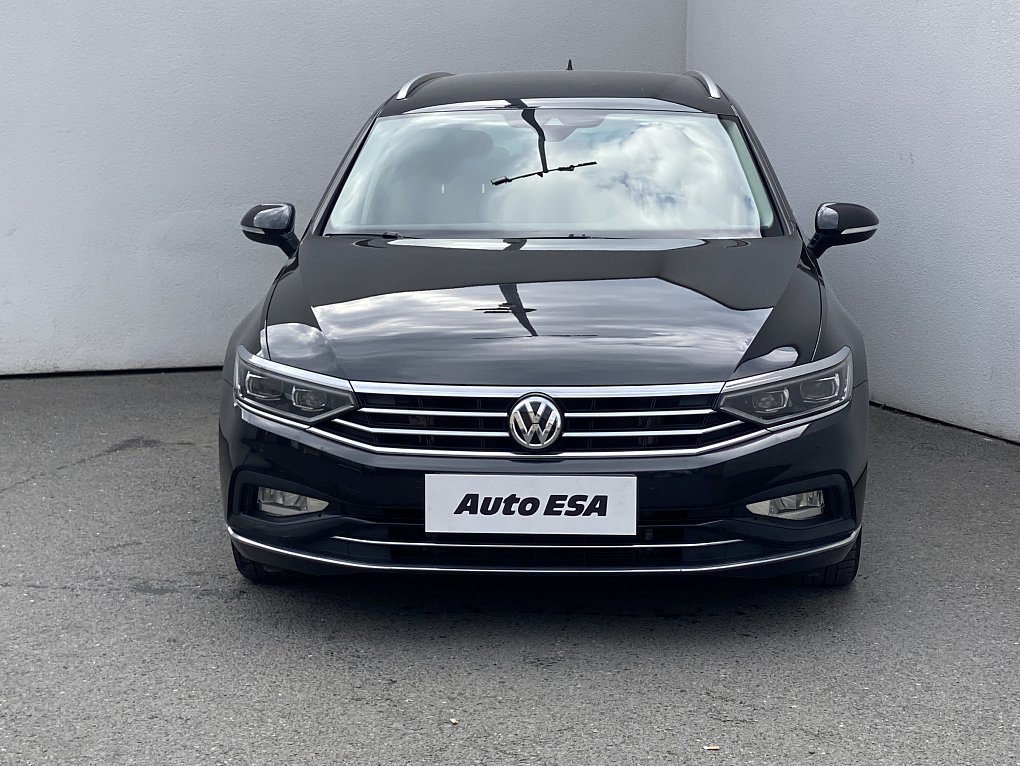 Volkswagen Passat 2.0 TDi Elegance