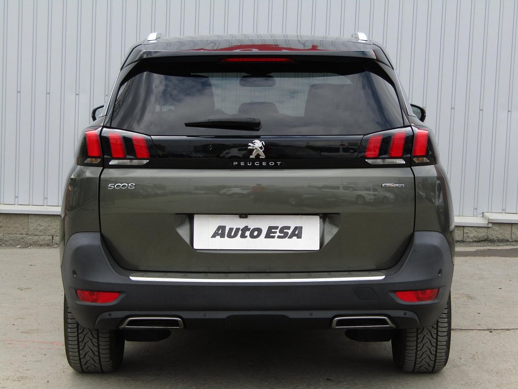 Peugeot 5008 2.0HDi 